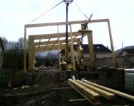 budowlaniec z ekipa i jezykiem francuskim