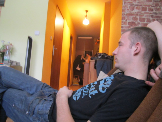 szukam pracy jako pomocnik lakiernika 