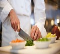 POMOC KUCHENNA W RESTAURACJI / COMMIS DE CUISINE w MORIANI (KORSYKA)